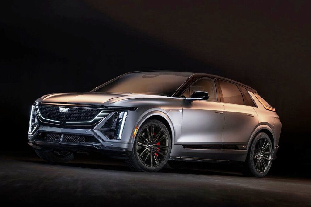 cadillac-lyriq-v-2025_05-galeria