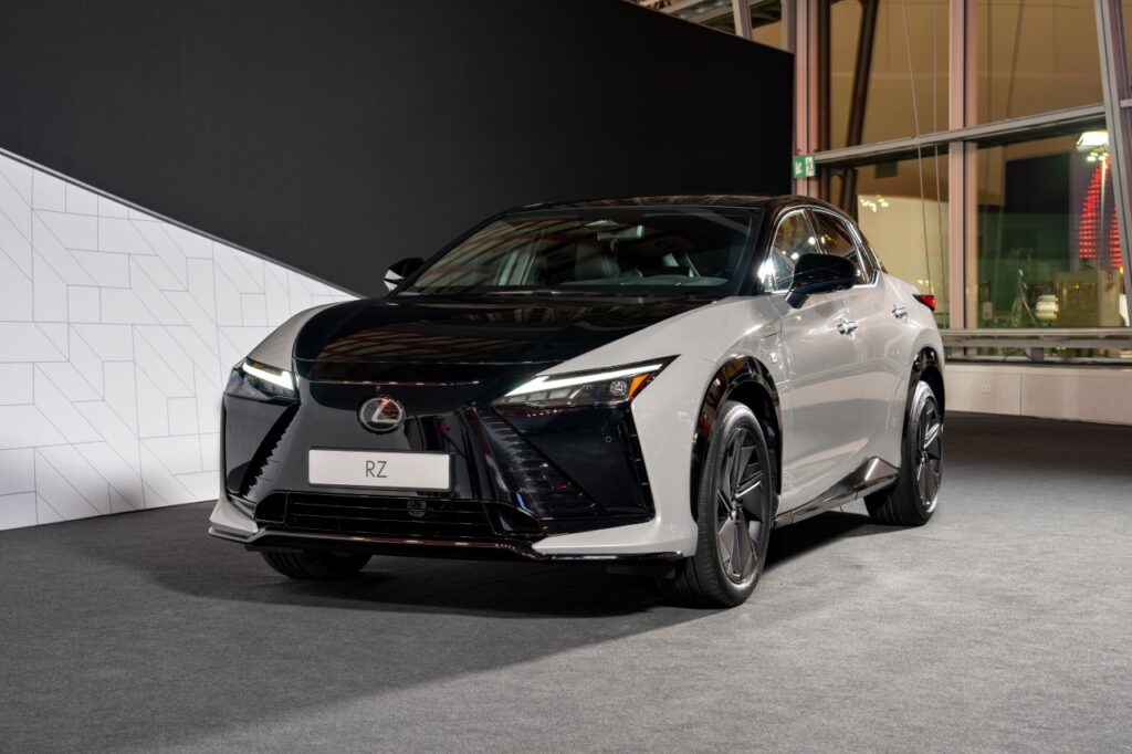 2025_Lexus_RZ_F_Sport_Grade_SBW_001