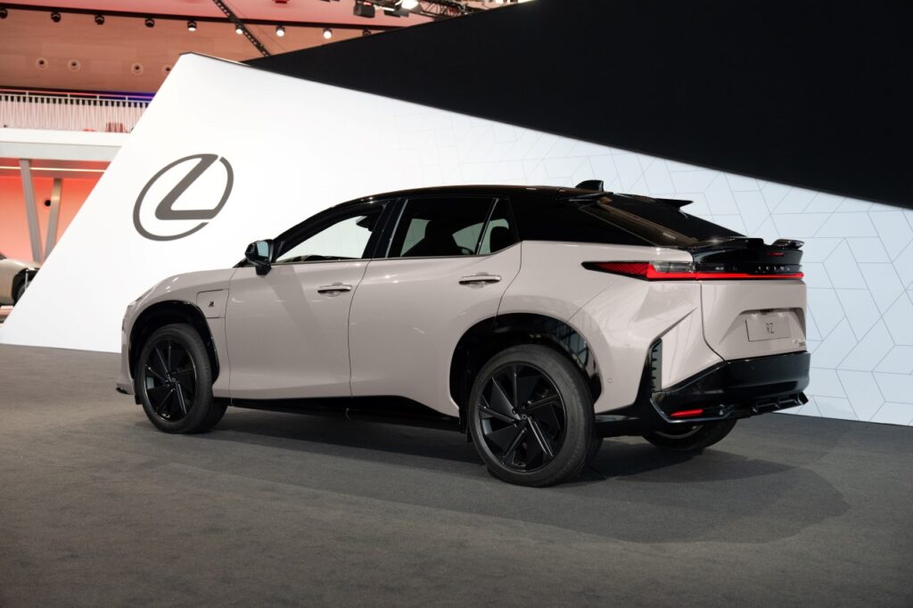 2025_Lexus_RZ_F_Sport_Grade_SBW_008