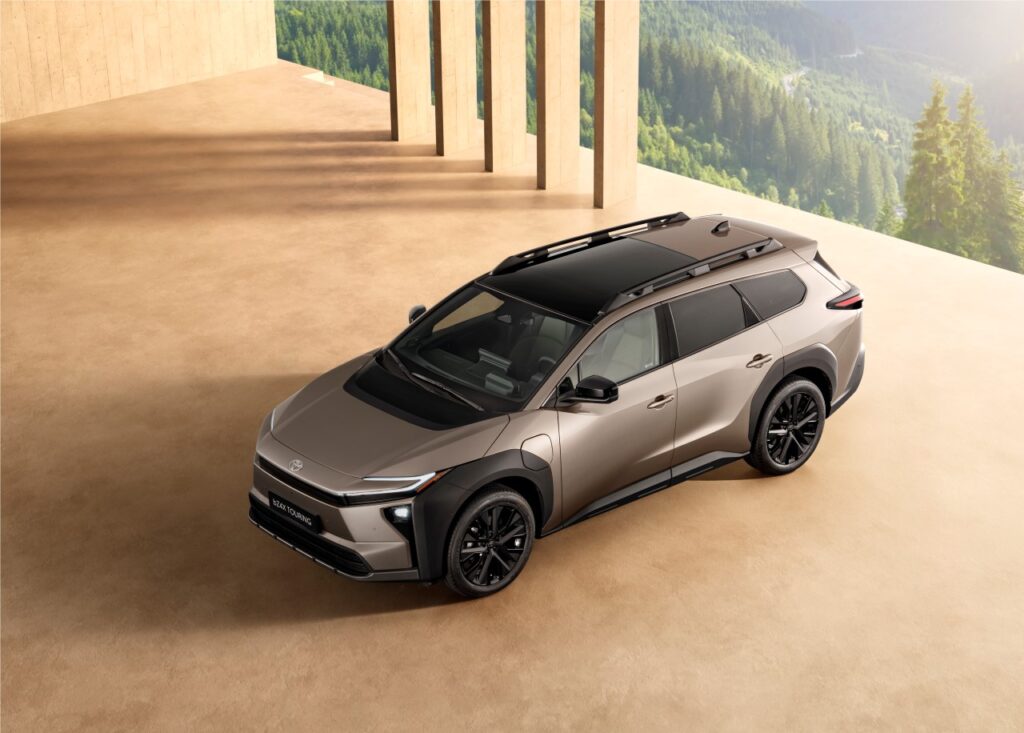 2025_bZ4X_Touring_MAIN_07