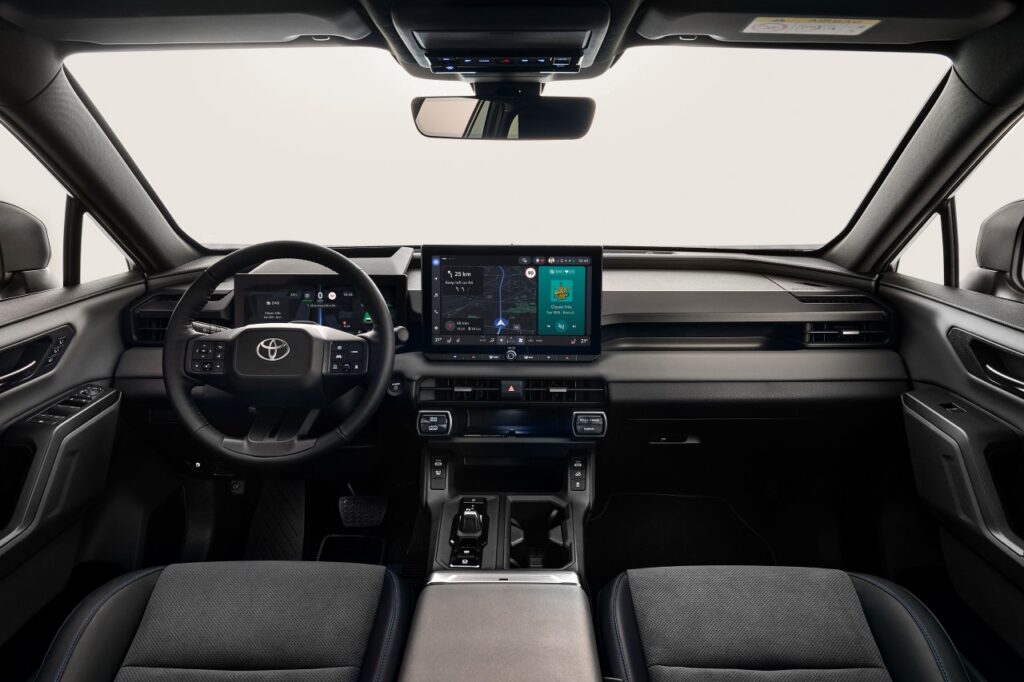 2026_ALL-NEW_RAV4_interior_001