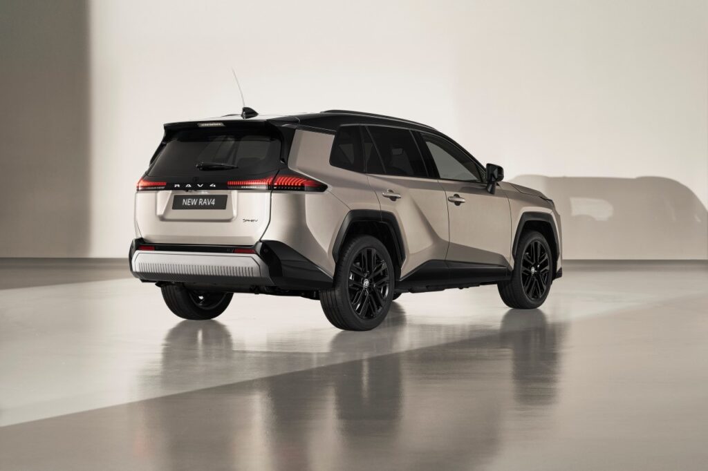 2026_ALL-NEW_RAV4_static_006
