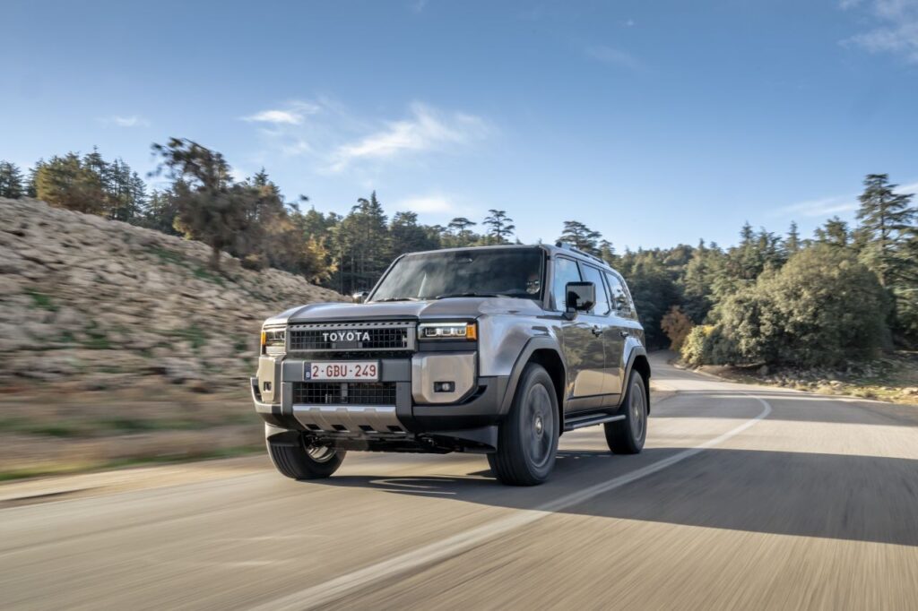 2024-newlandcruiser250-bronze-dynamics-003