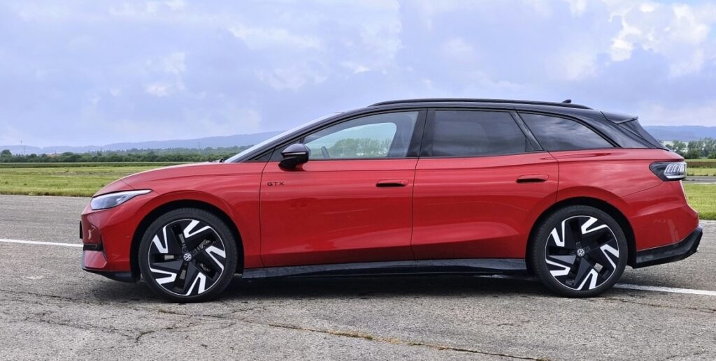 VW ID.7 Tourer GTX 2025 (5)