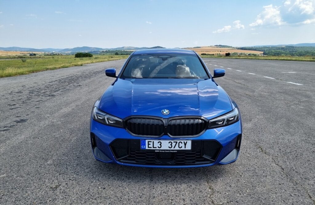 BMW 3 2025 (1)
