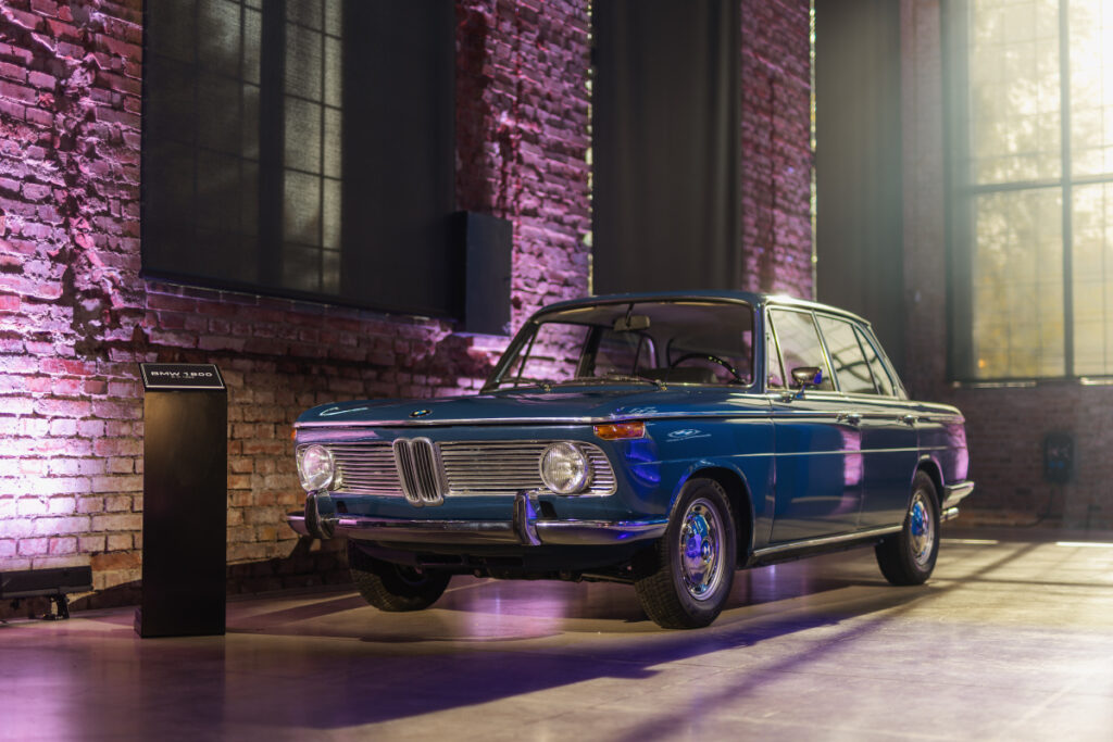P90623105_highRes_bmw-ix3-czech-premie