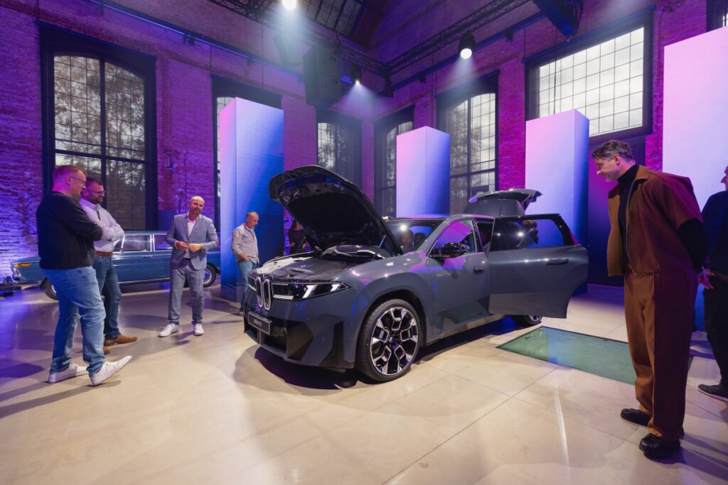P90623124_highRes_bmw-ix3-czech-premie