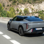 kia-ev4-fastback-gt-line-shale-gray-dynamic-digital-1920×1080-002