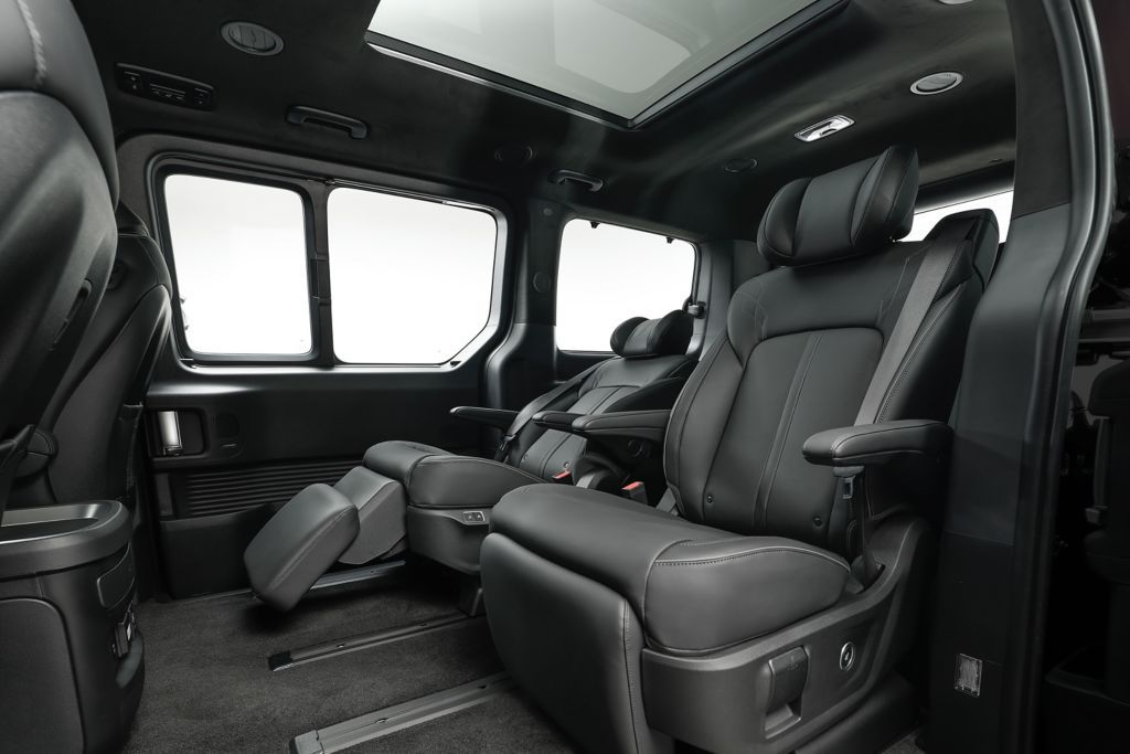 hyundai-staria-electric-0126-interior-03-wid-1024-bfc-off-galeria