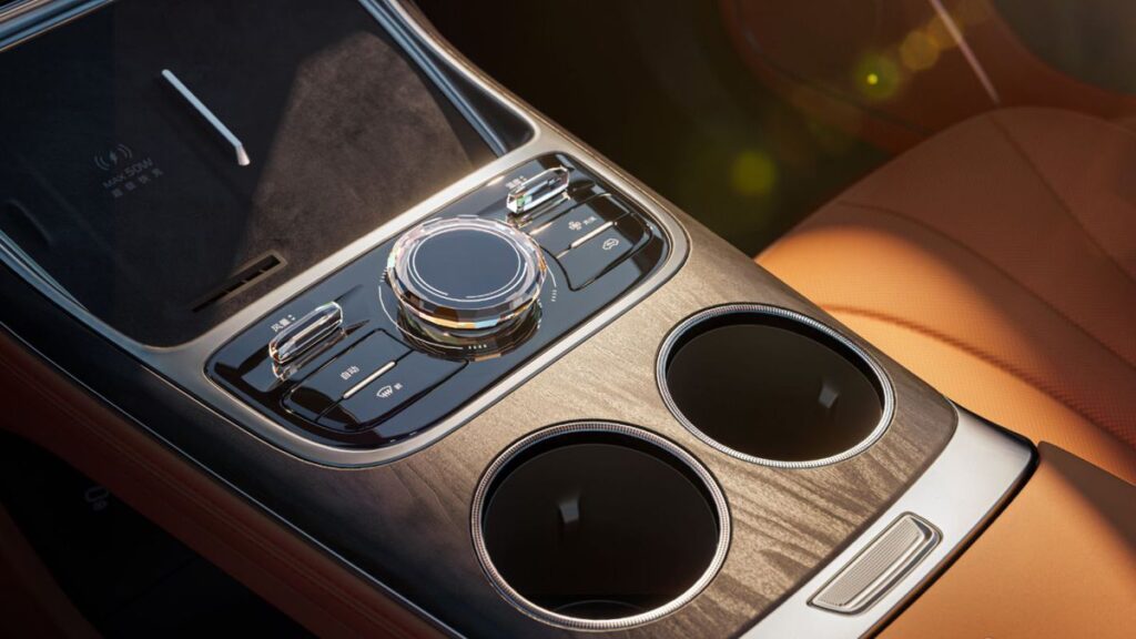 geely-galaxy-m7-4-galeria