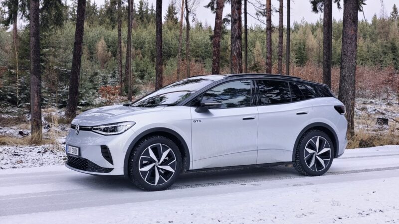 Hrozí požár při nabití nad 80 %. Volkswagen svolává tisíce vozů ID.4