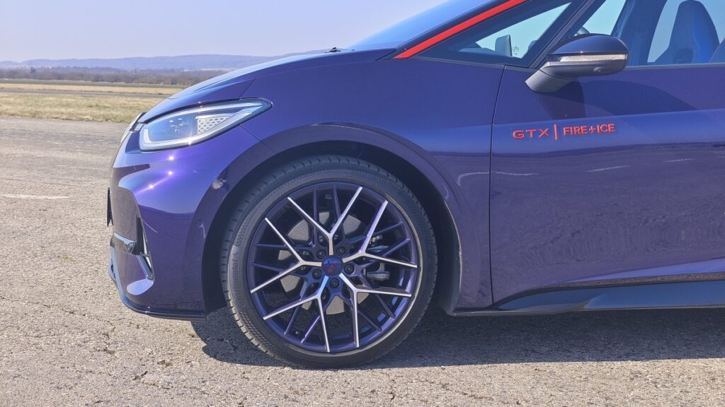 Volkswagen-ID.3-Fire-and-Ice-2026-test-10