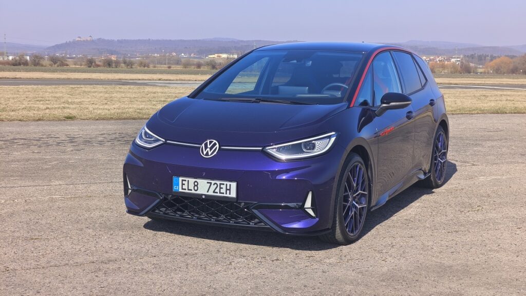 Volkswagen-ID.3-Fire-and-Ice-2026-test-2