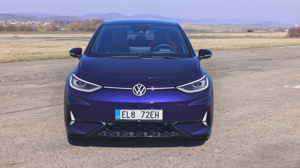 Volkswagen-ID.3-Fire-and-Ice-2026-test-3