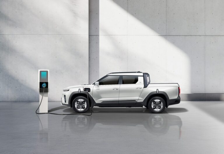 Elektrický pick up za méně než 900 tisíc. KGM MUSSO EV ujede až 420 km a utáhne 2,3 tuny