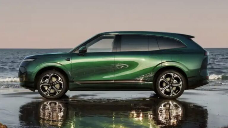 450 kilometrů za 9 minut nabíjení. Obří čínské SUV míří do Evropy a uvnitř hýčká jako limuzína
